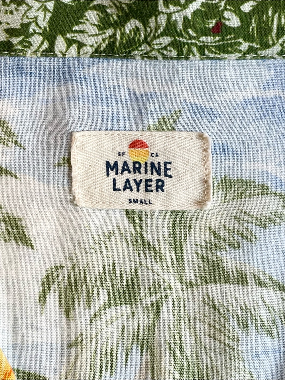 Marine Layer Tropical Hawaiian Button Up Camp Shirt Small - Picture 2 of 8